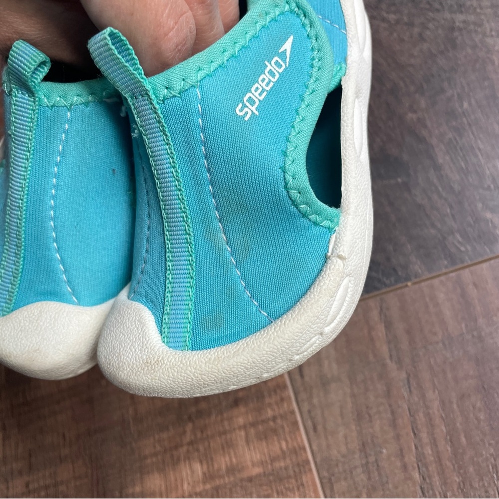 Girls Sandals - Picture 7 of 11
